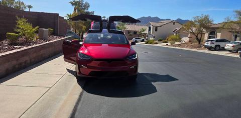 Tesla Model X 2026