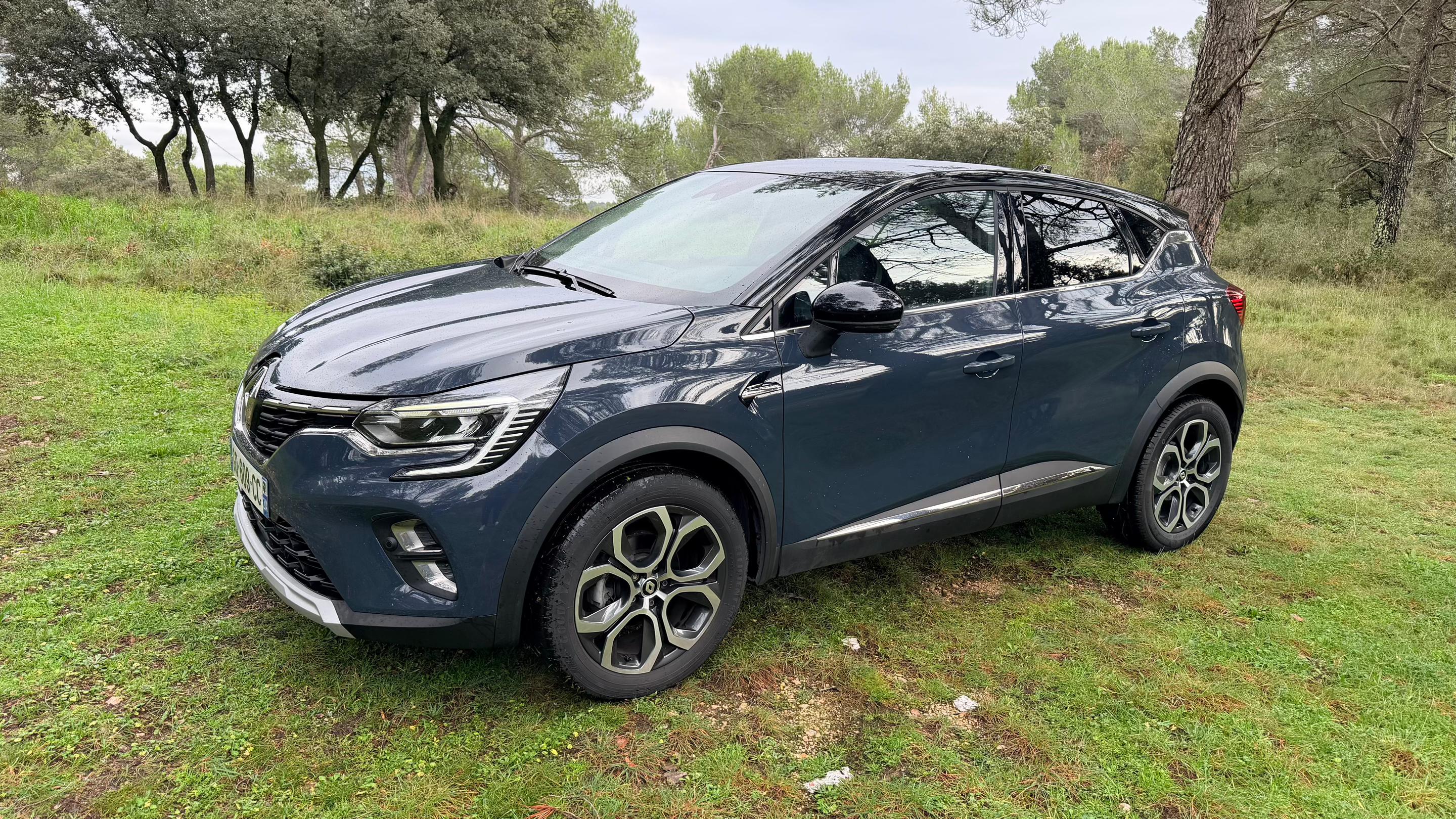 Renault CAPTUR II 2023 à Villeneuve-lès-Avignon