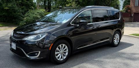 Chrysler Pacifica 2019