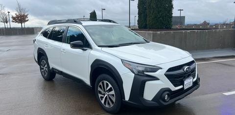Subaru Outback 2025