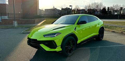 Lamborghini Urus 2024