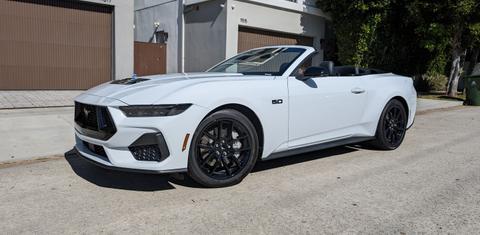 Ford Mustang 2024