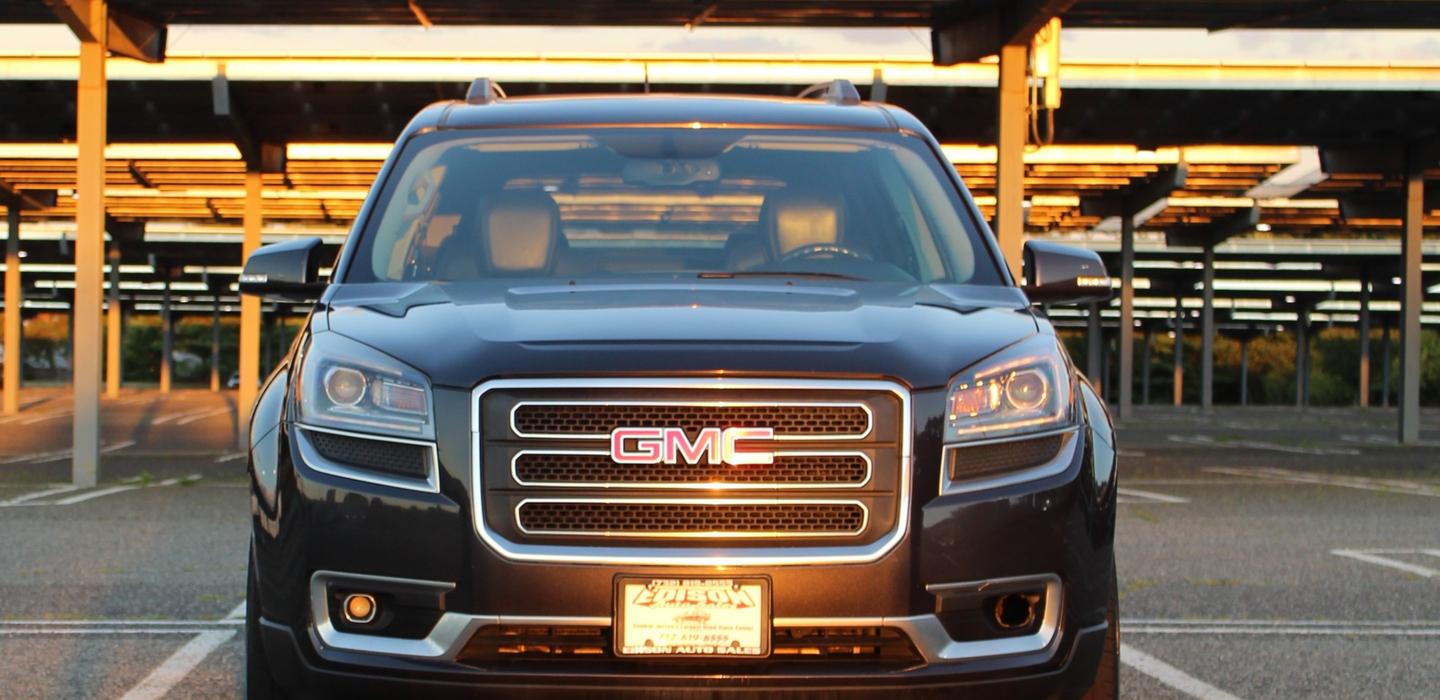 GMC Acadia 2013 rental in Woodbridge Township, NJ by Ricardo F. Turo