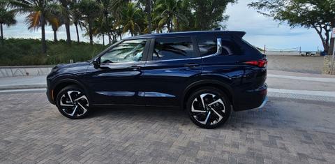 Mitsubishi Outlander 2024