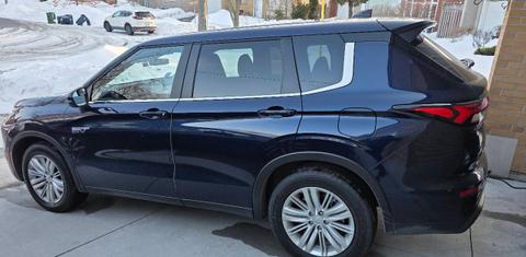 Mitsubishi Outlander Plug-In Hybrid 2025