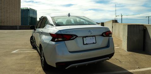 Nissan Versa 2021