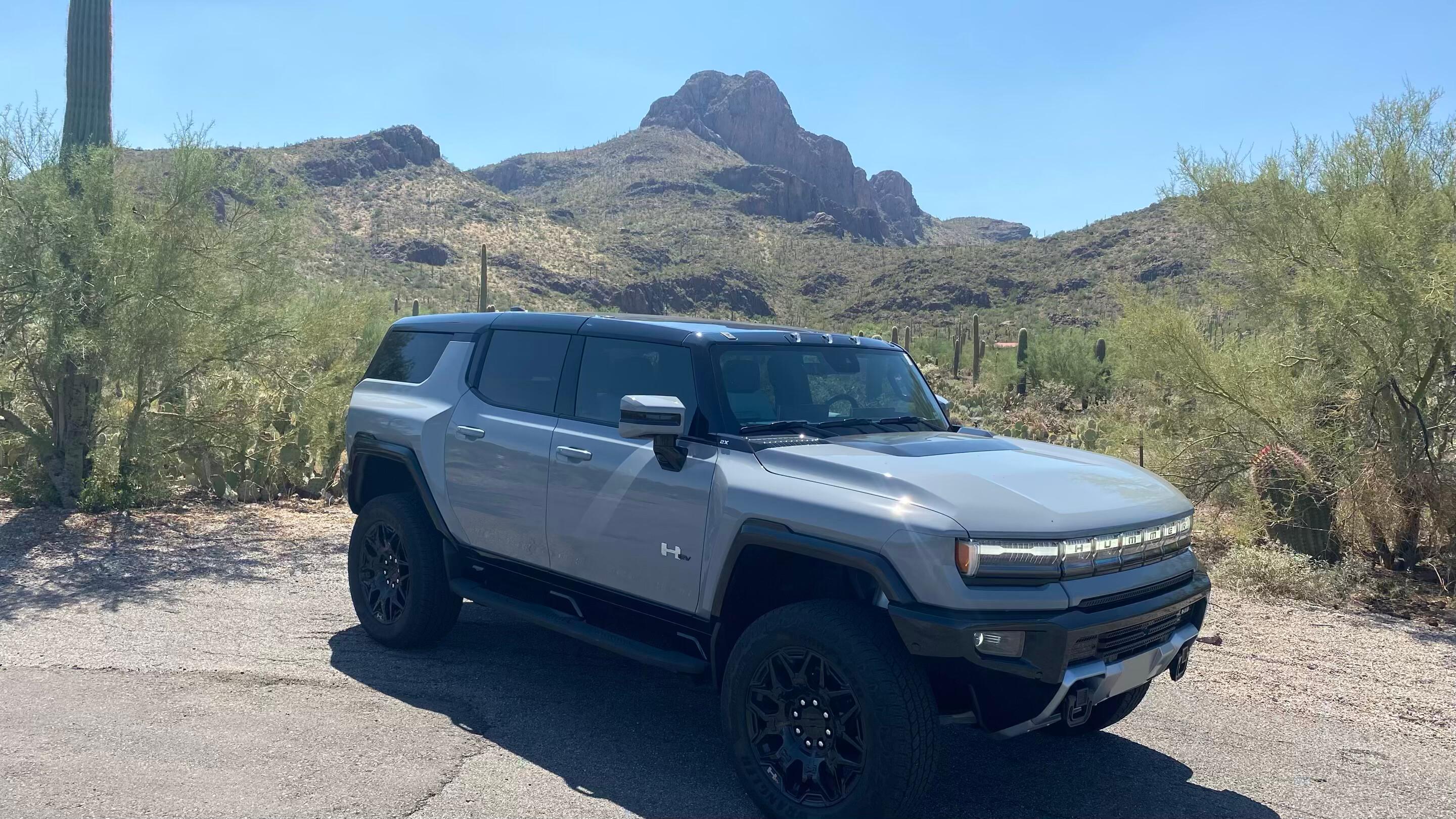 GMC HUMMER EV SUV 2024 in Tucson, AZ