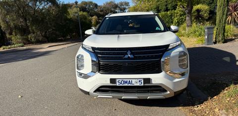 Mitsubishi OUTLANDER 2022