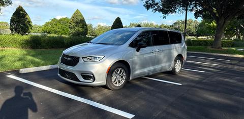 Chrysler Pacifica 2026