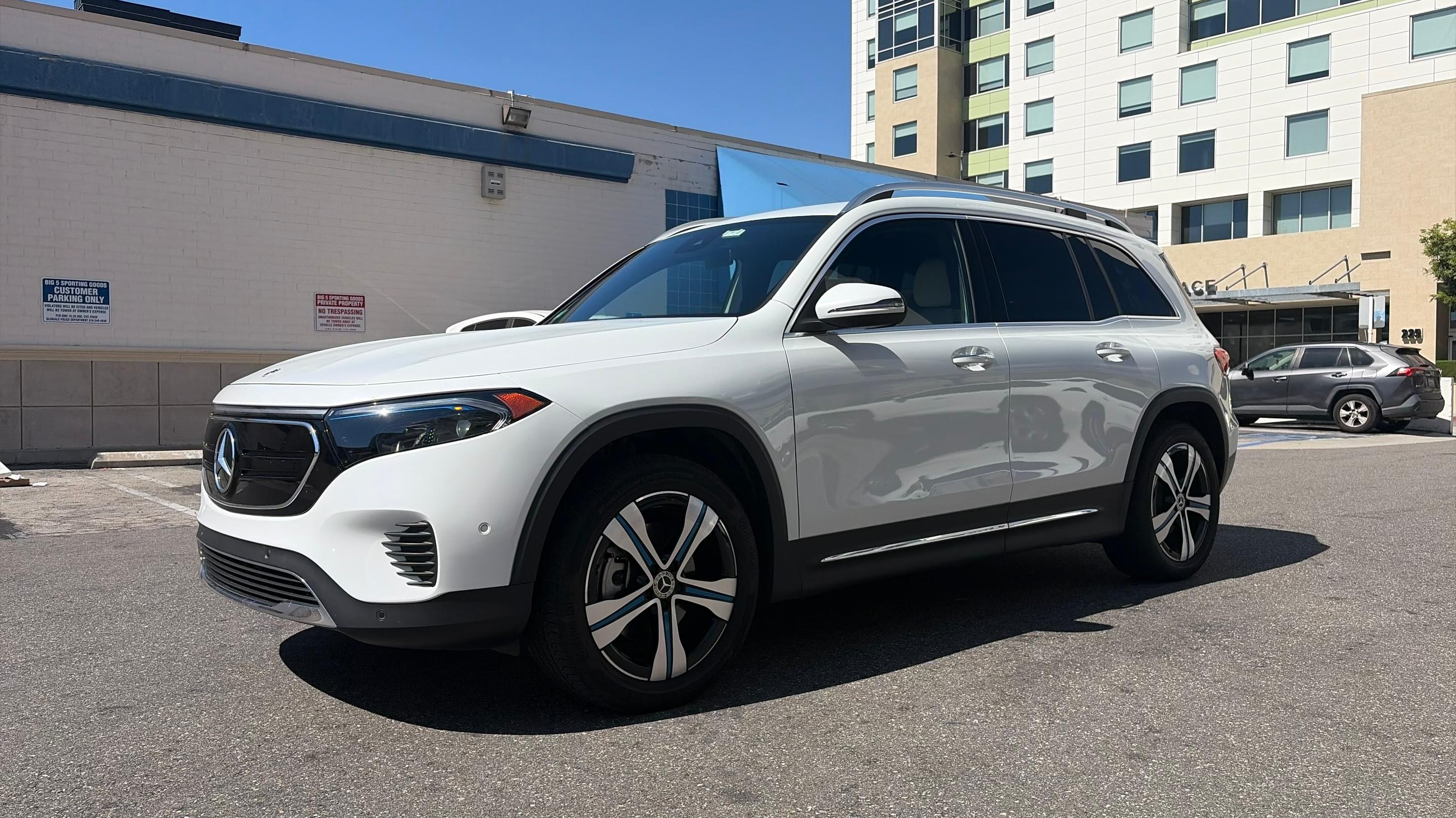 Mercedes-Benz EQB 2023 in Glendale, CA
