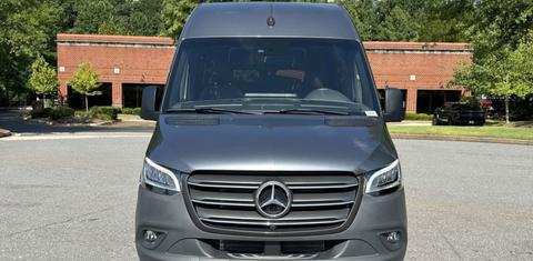 Mercedes-Benz Sprinter 2024