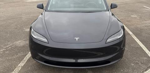Tesla Model 3 2025