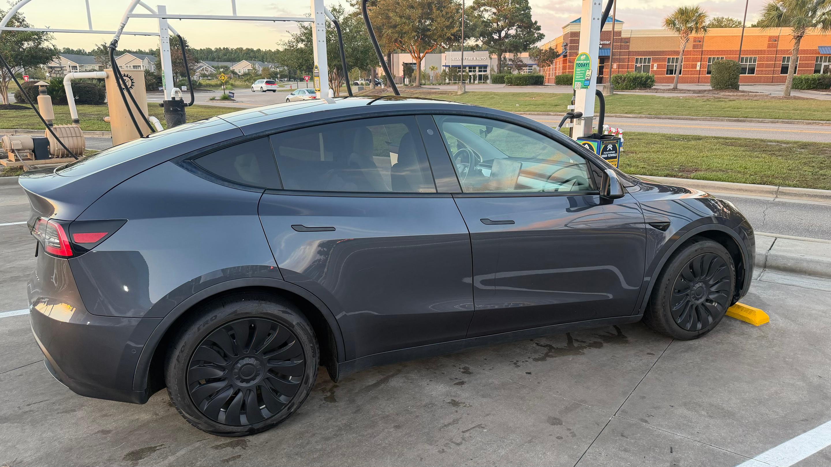 Tesla Model Y 2021 in Wilmington, NC