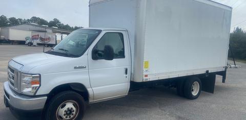 Ford E-Series 2025