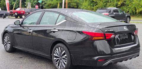 Nissan Altima 2025