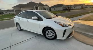 Toyota Prius 2019 — Car rental alternative in Jacksonville, FL