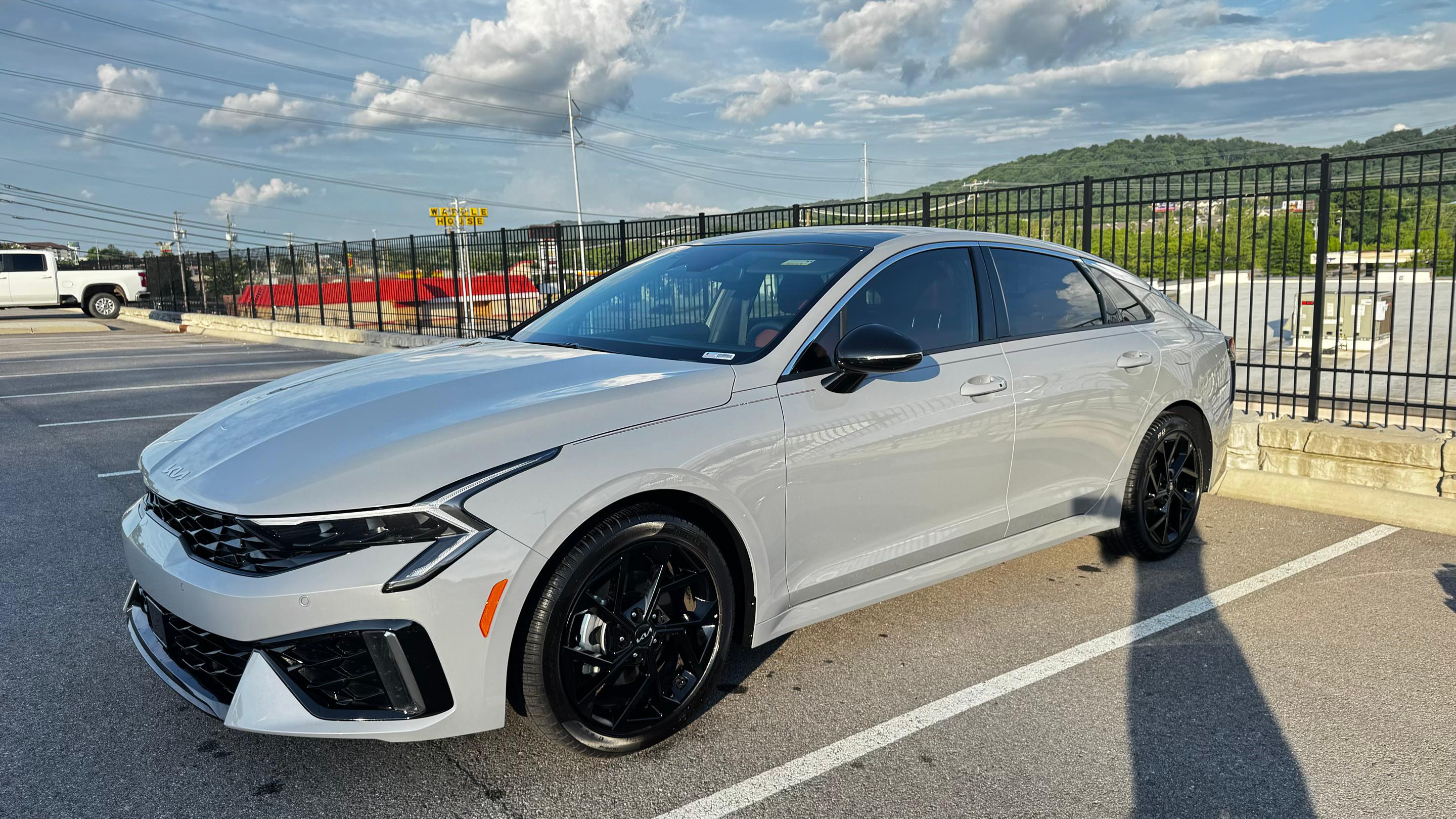 Kia K5 2026 in Knoxville, TN