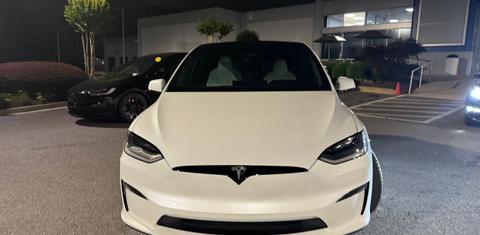 Tesla Model X 2022