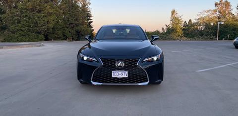 Lexus IS 2023