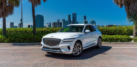 Genesis GV70 2025