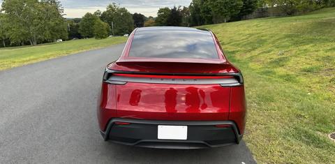 Tesla Model Y 2026