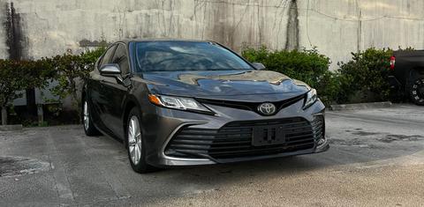 Toyota Camry 2021