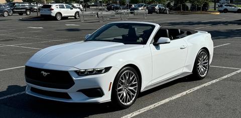 Ford Mustang 2024