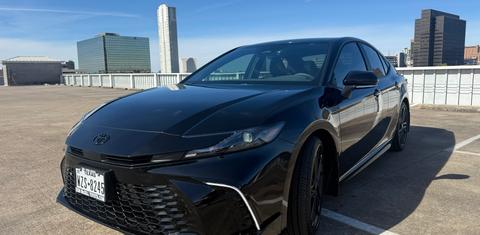 Toyota Camry Hybrid 2026