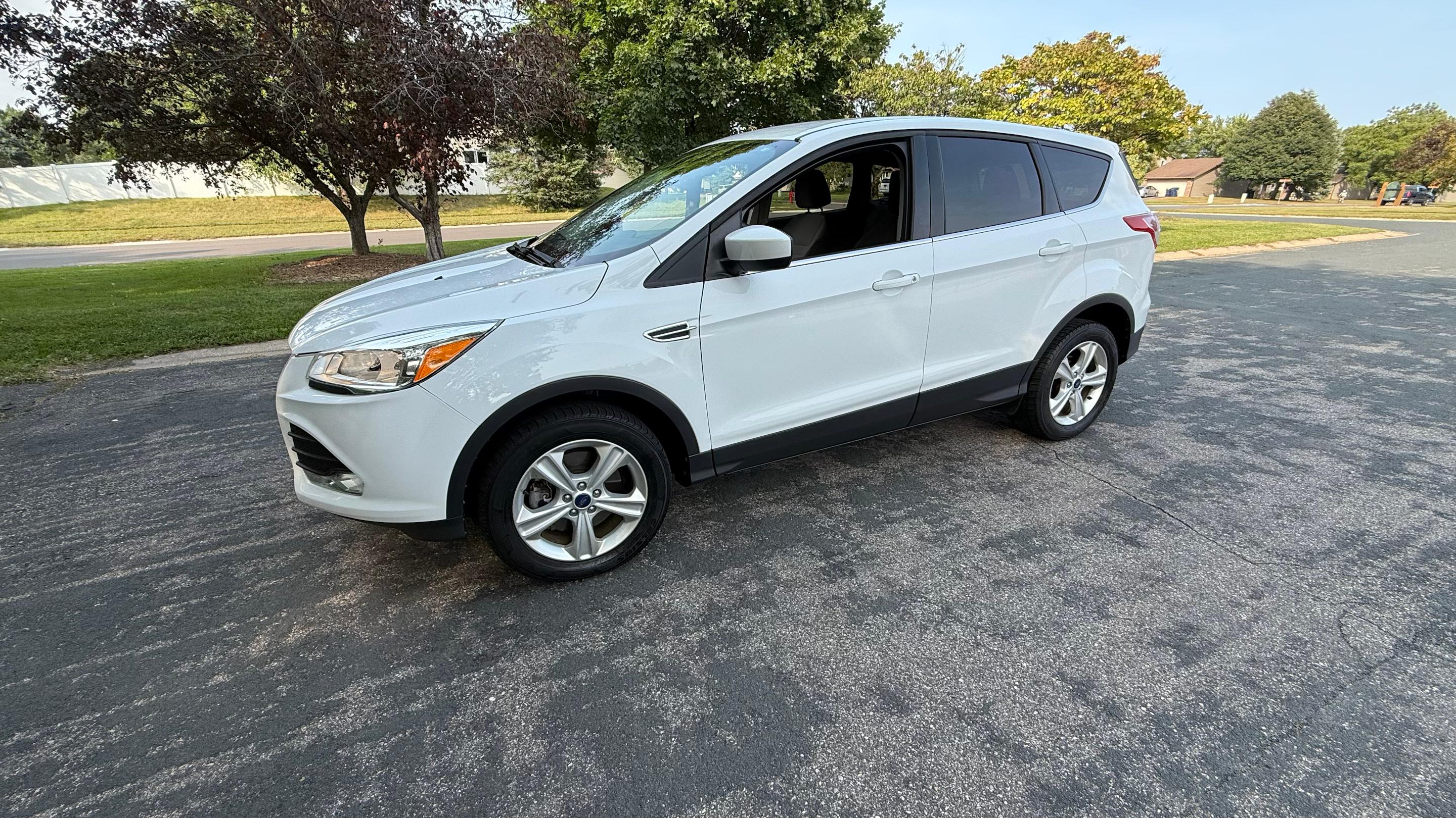 Ford Escape 2016 in Eagan, MN