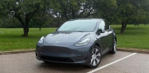 Tesla Model Y 2022