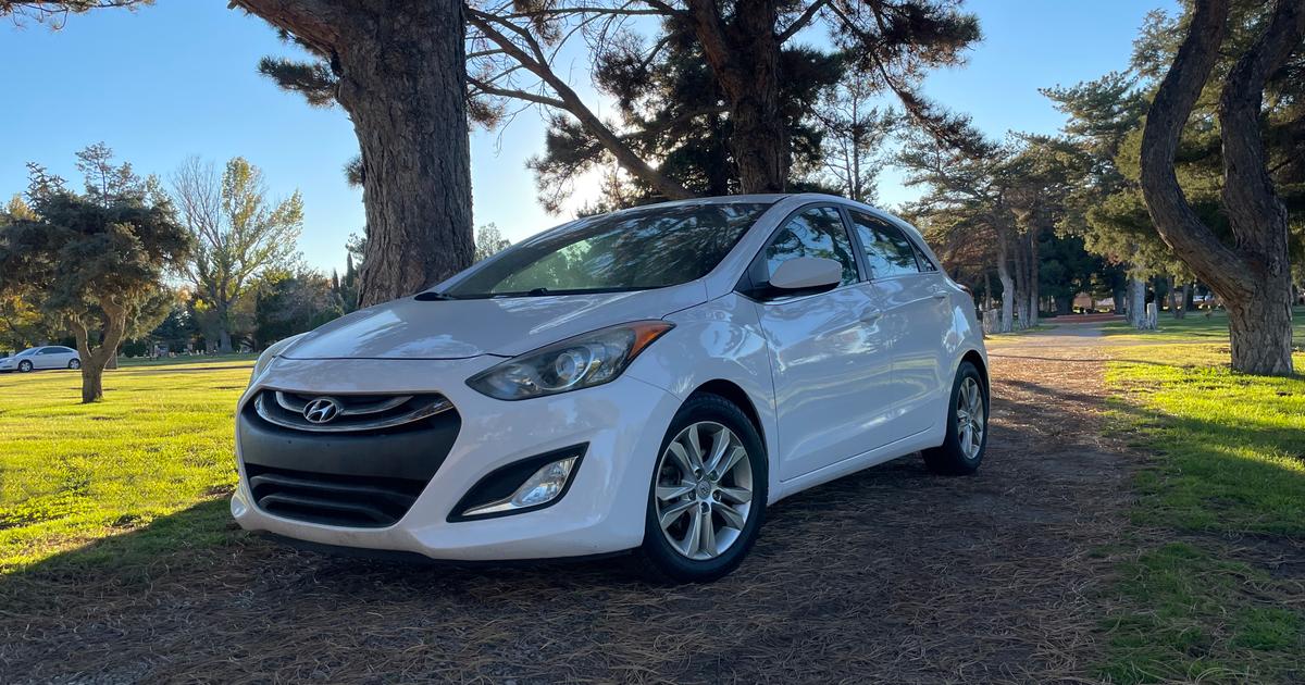 Hyundai Elantra GT 2014 rental in Albuquerque, NM by Melissa S. Turo