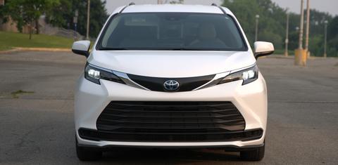 Toyota Sienna 2025
