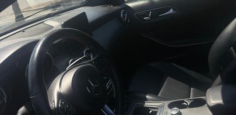 Mercedes-Benz GLA-Class 2021