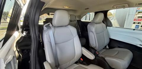 Toyota Sienna 2025