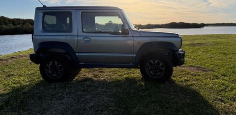 Suzuki JIMNY 2024