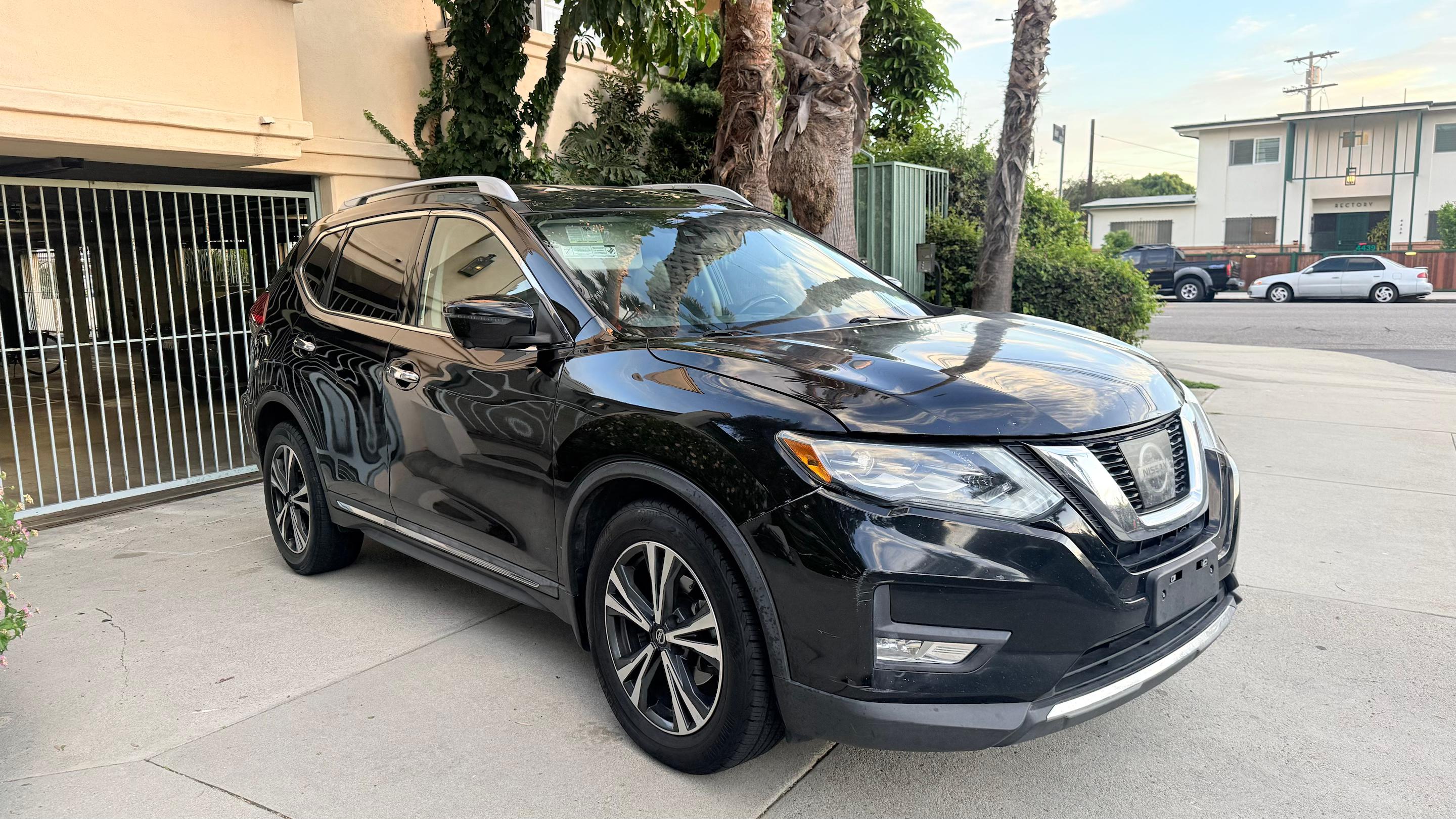 Nissan Rogue 2017 in Los Angeles, CA