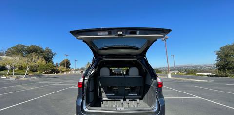 Toyota Sienna 2016