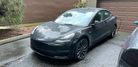 Tesla Model 3 2022