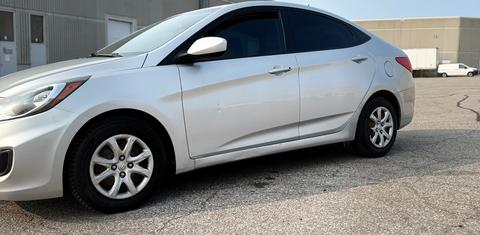 Hyundai Accent 2013
