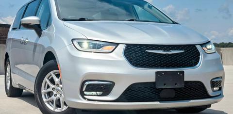 Chrysler Pacifica 2023