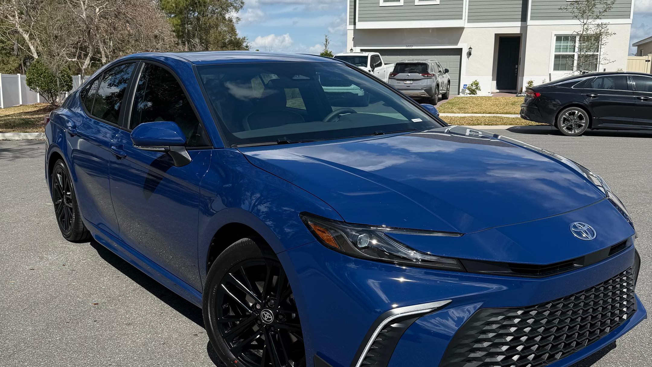 Toyota Camry Hybrid 2026 in 