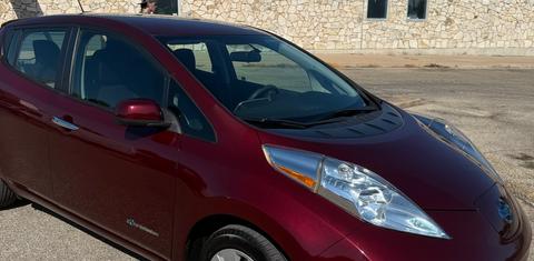 Nissan LEAF 2016