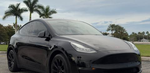 Tesla Model Y 2022