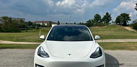 Tesla Model 3 2023