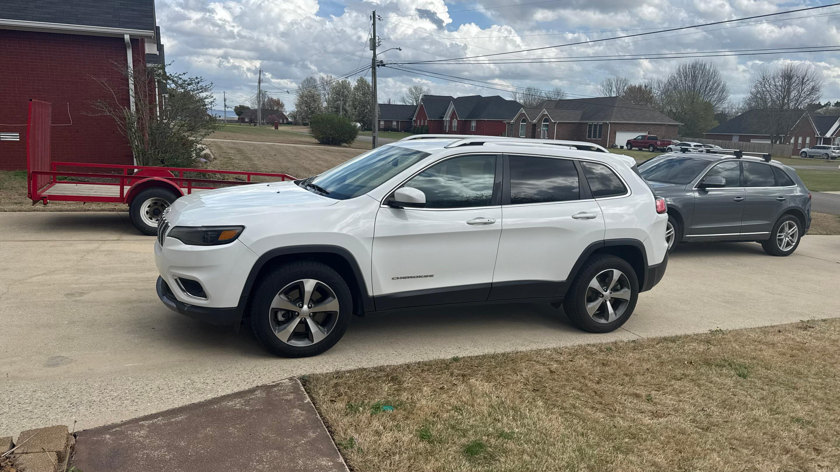 Jeep Cherokee 2020 in Madison, AL