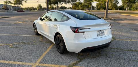 Tesla Model 3 2025