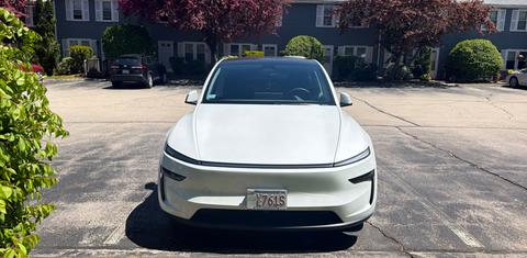 Tesla Model Y 2026