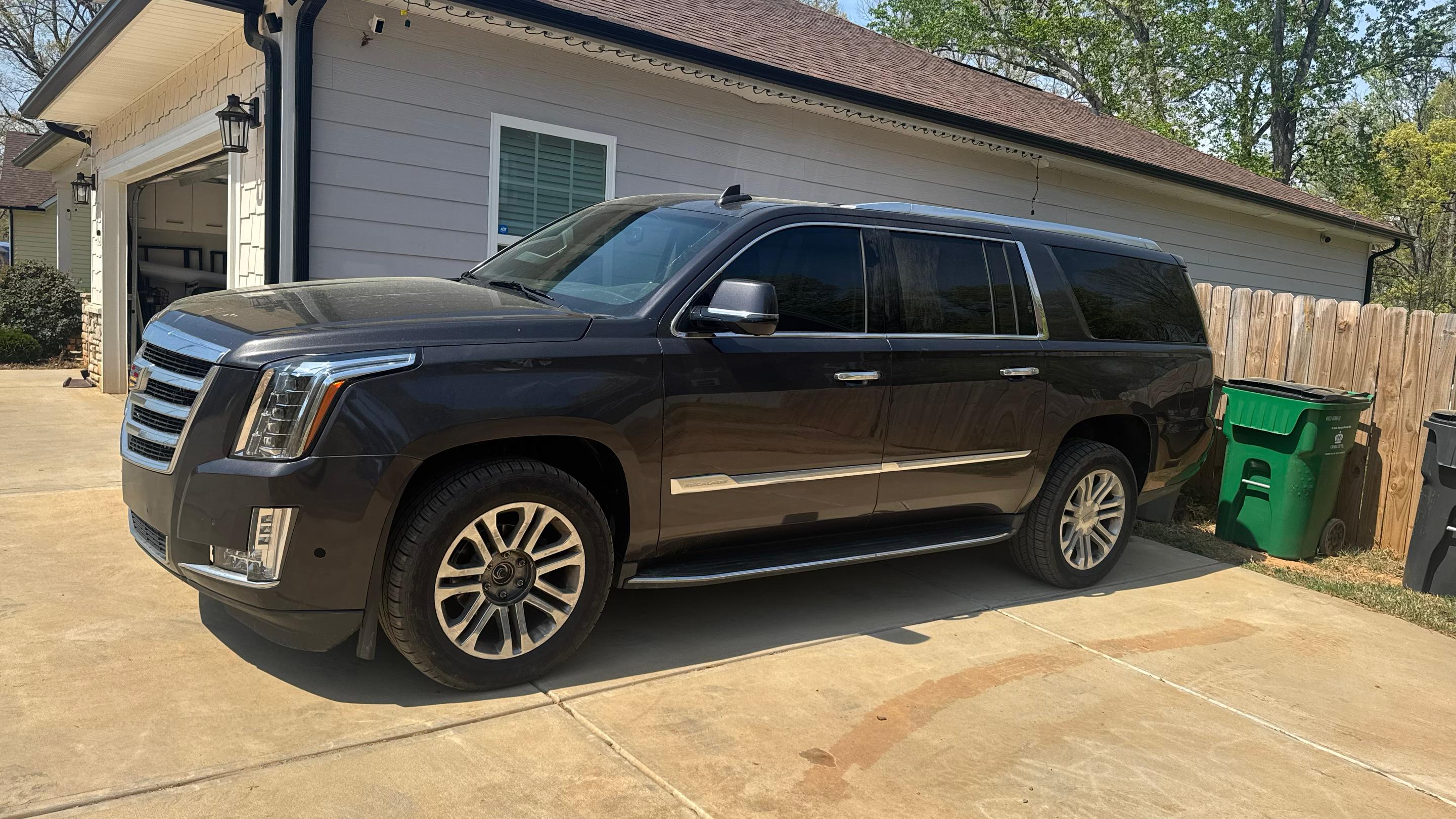 Cadillac Escalade ESV 2017 in Charlotte, NC