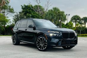 BMW X7 car