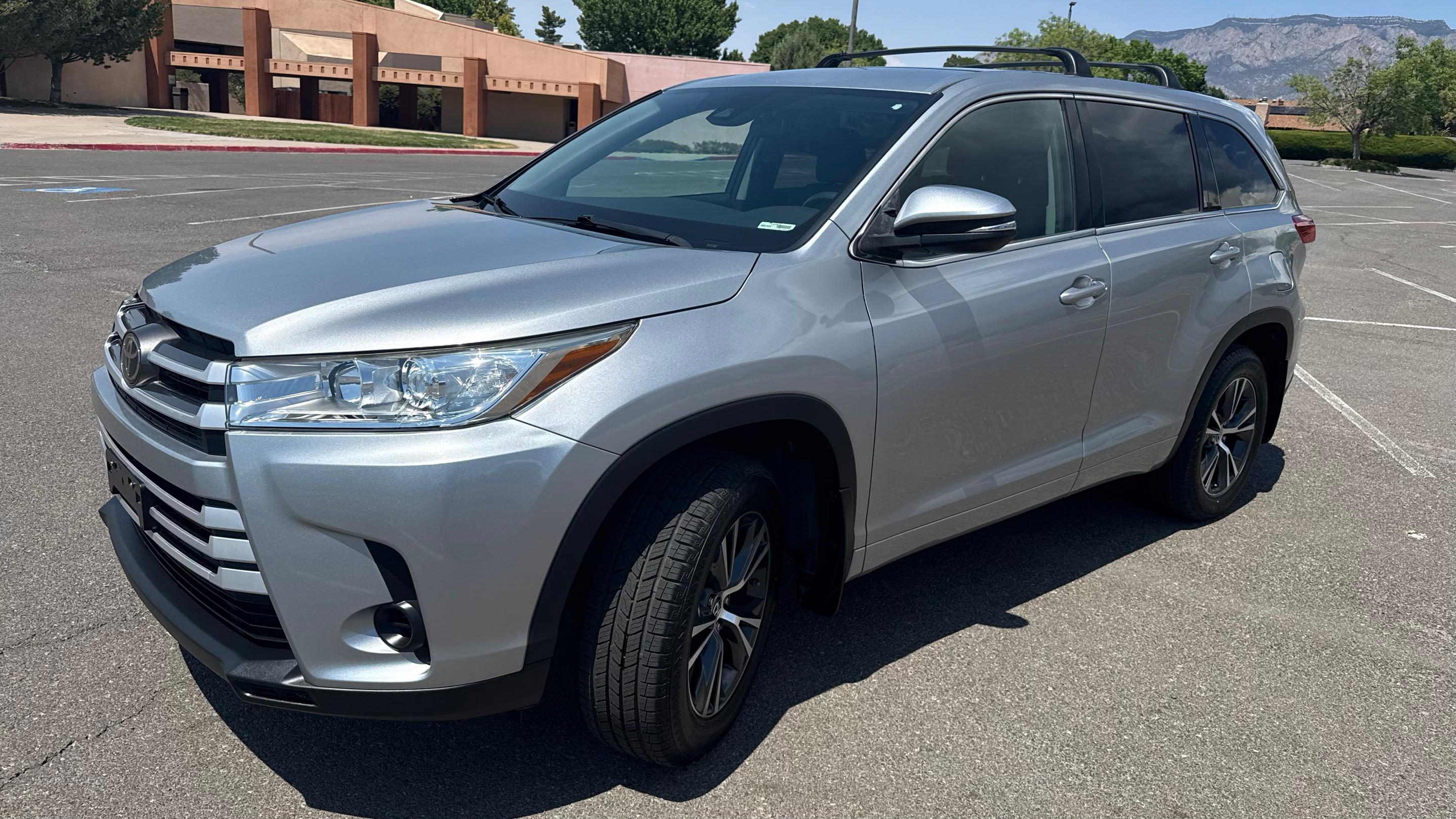 Toyota Highlander 2017 in Albuquerque, NM